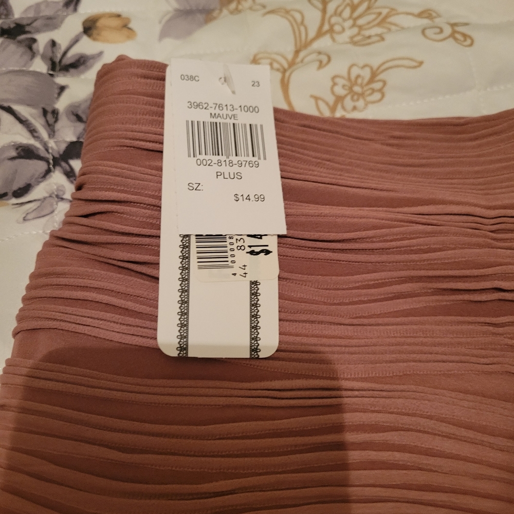**SOLD**2 skirts - Picture 3 of 5